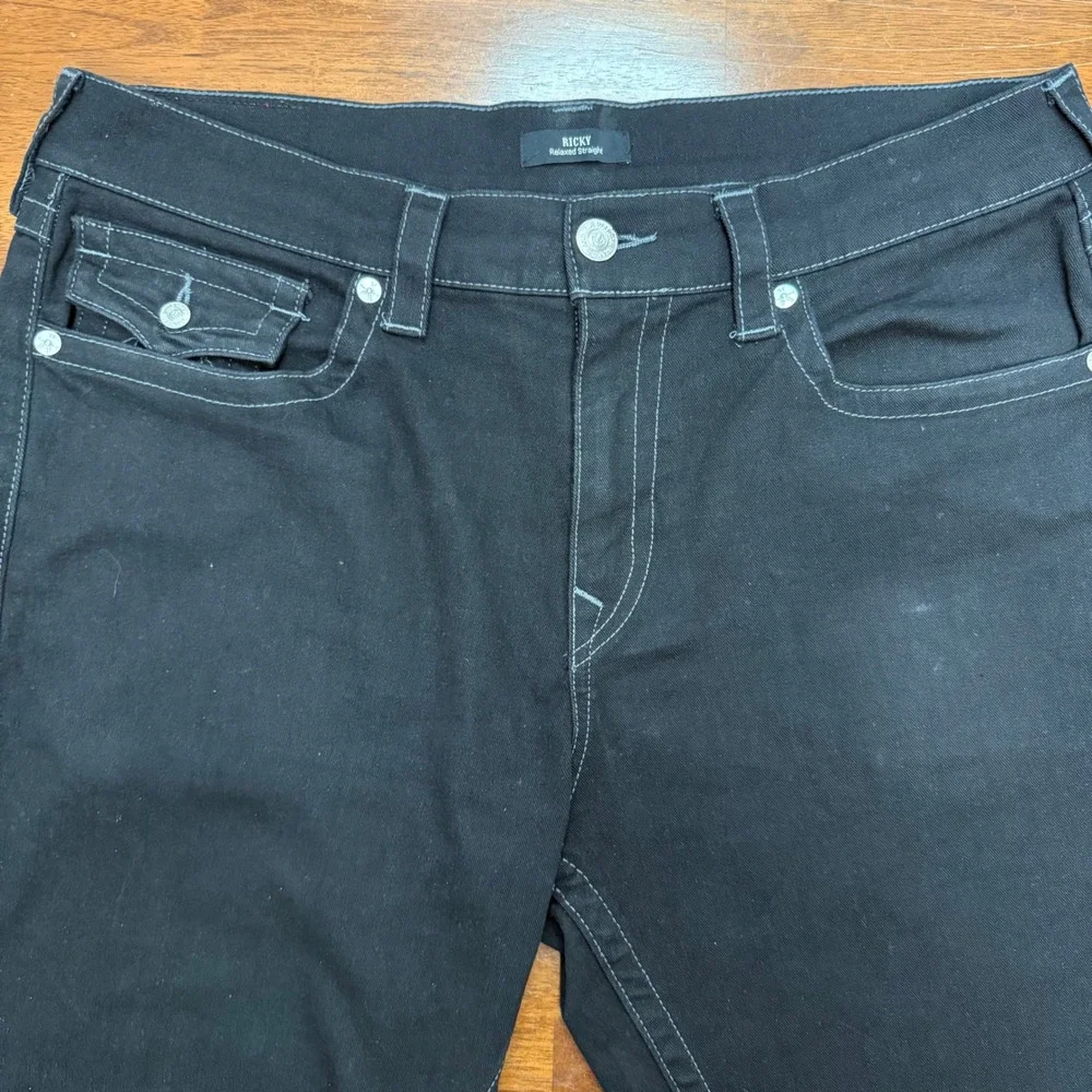 True Religion Ricky Relaxed Straight Jeans Mens 36 Black Contrast Stitch Flap